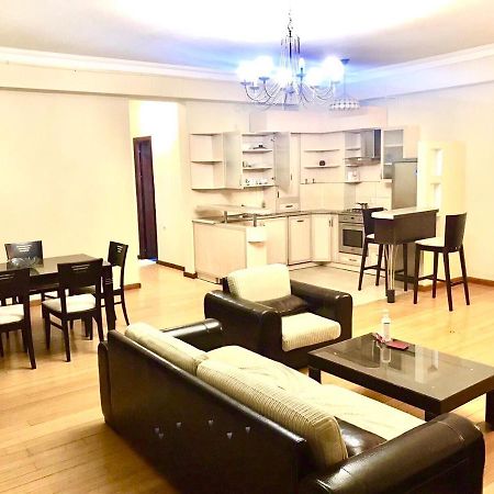 Mount Hood Apartments エレバン エクステリア 写真