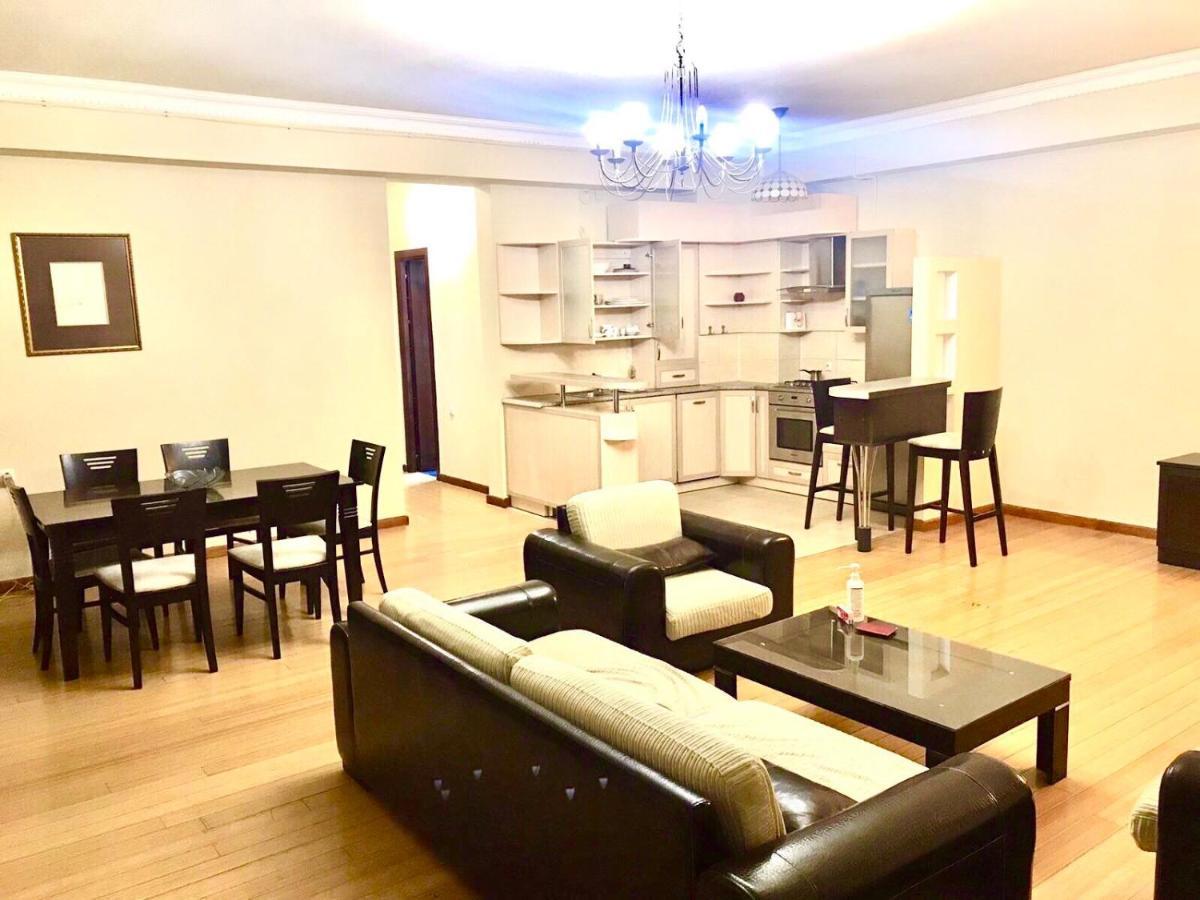 Mount Hood Apartments エレバン エクステリア 写真